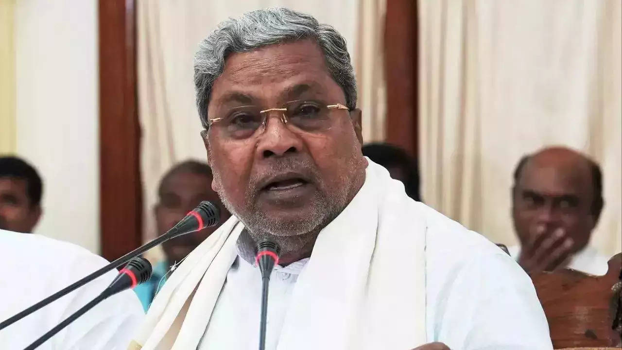 Muda agrees to take back plots allotted to Siddaramaiah’s wife