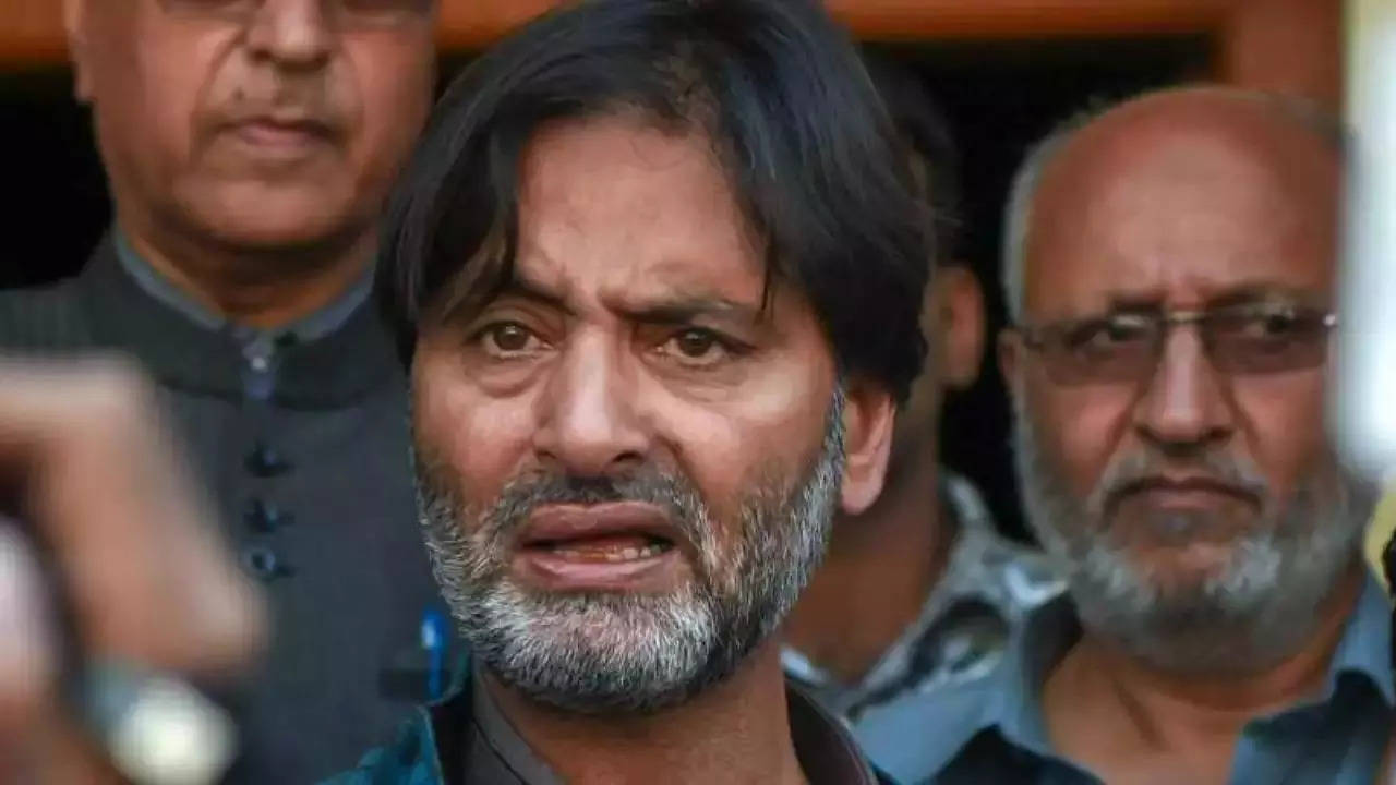 Have quit ‘armed struggle’ in 1984, turned Gandhian: Yasin Malik
