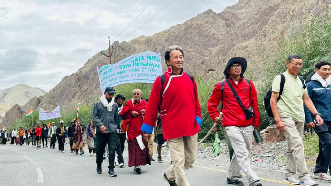 Going on indefinite fast from today if no meet with top leaders: Wangchuk