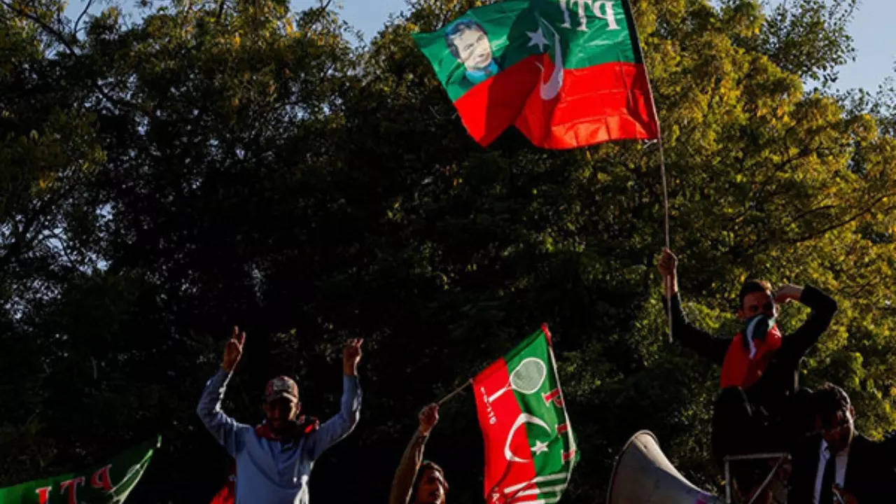 ‘Alarming level’: Taliban ‘schools’ Pakistan on dealing with discontent