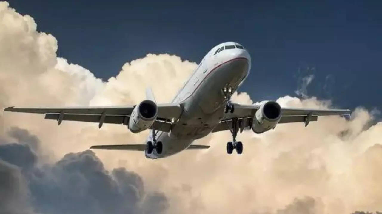 Five flights, including Delhi-Chicago Air India plane, get bomb threats online