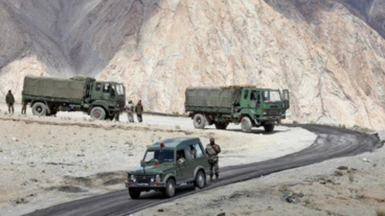 Army vehicle attacked by terrorists in J&K’s Baramulla, at least 2 soldiers hurt