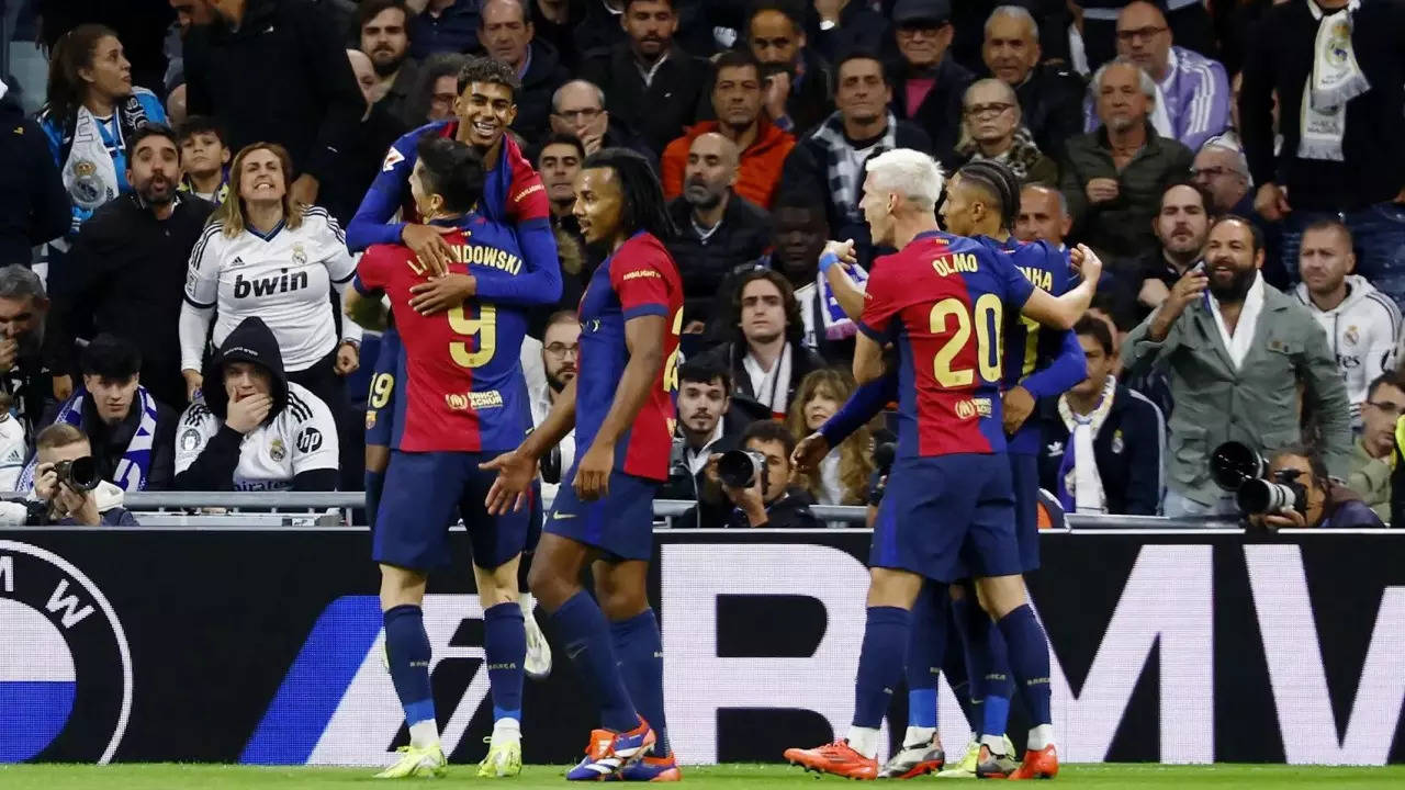 La Liga: Lewandowski scores double as Barcelona shred Real Madrid in Clasico