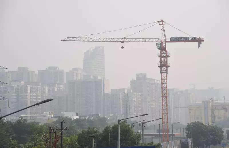 AQI dips to ‘very poor’ in Noida & Ghaziabad, official blames Pak for farm fires