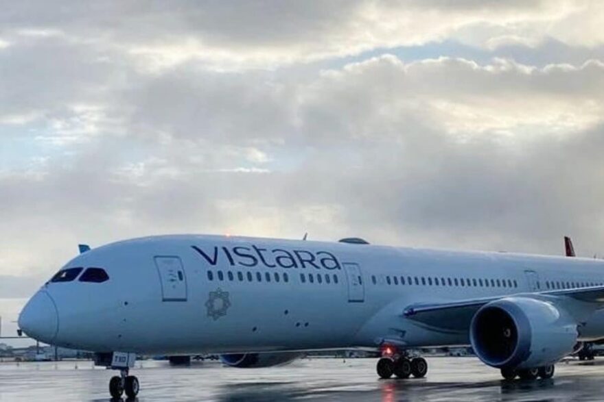 Mumbai-bound Vistara Flight From Frankfurt Makes Emergency Landing After Bomb Threat