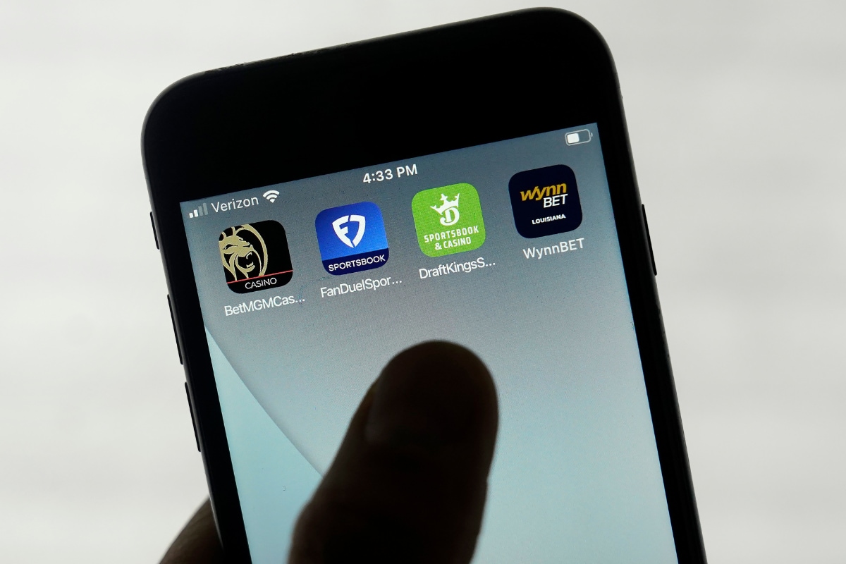 UP Kids Empty Parents’ Bank Account in Online Games, Make Up Hacking Lie; Busted by Lawyer