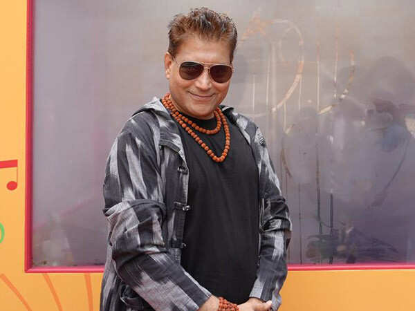 Mirchi RJ Jeeturaaj reveals his face after 20 years