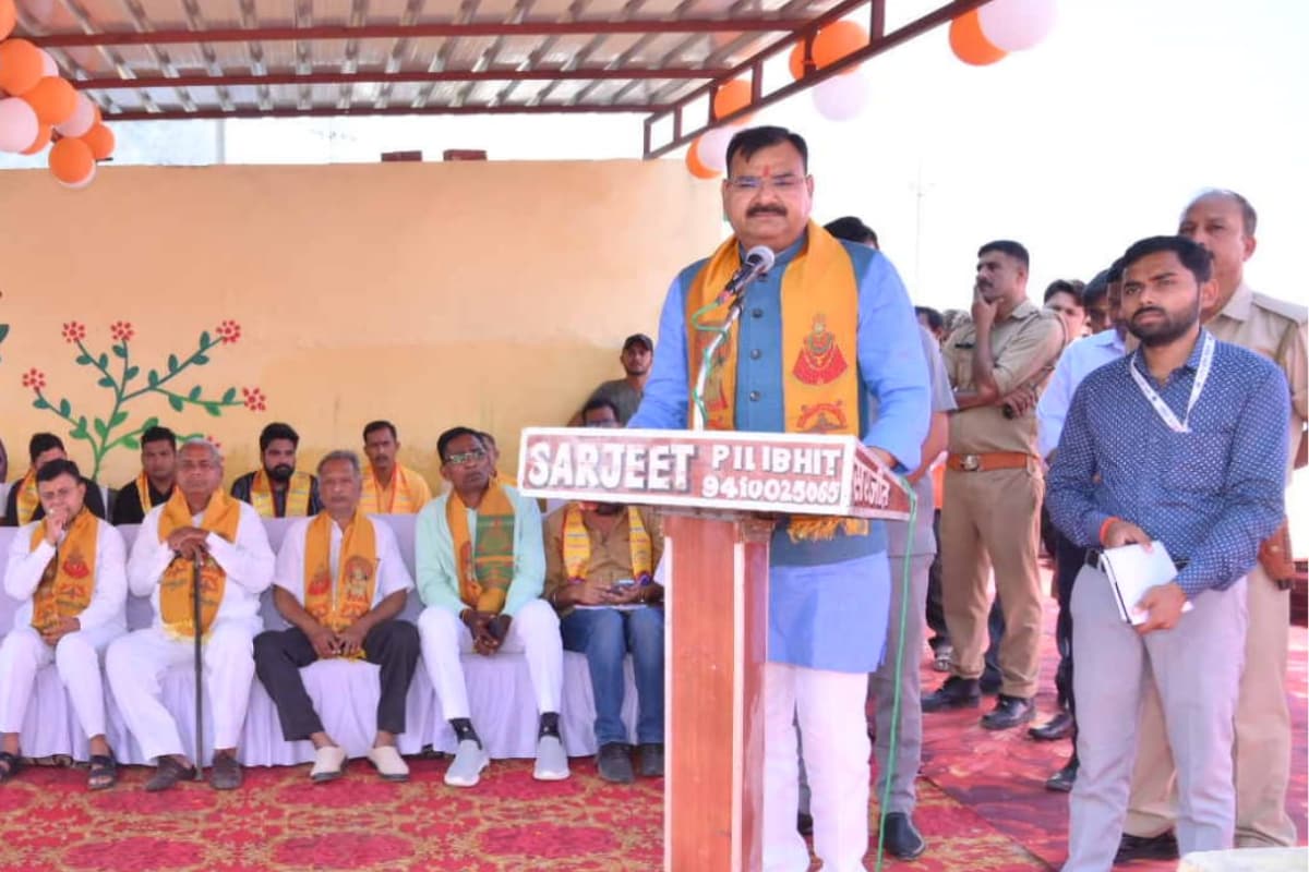 ‘Clean Cowsheds, Lay There’: UP Minister’s Remedy To Cure Cancer