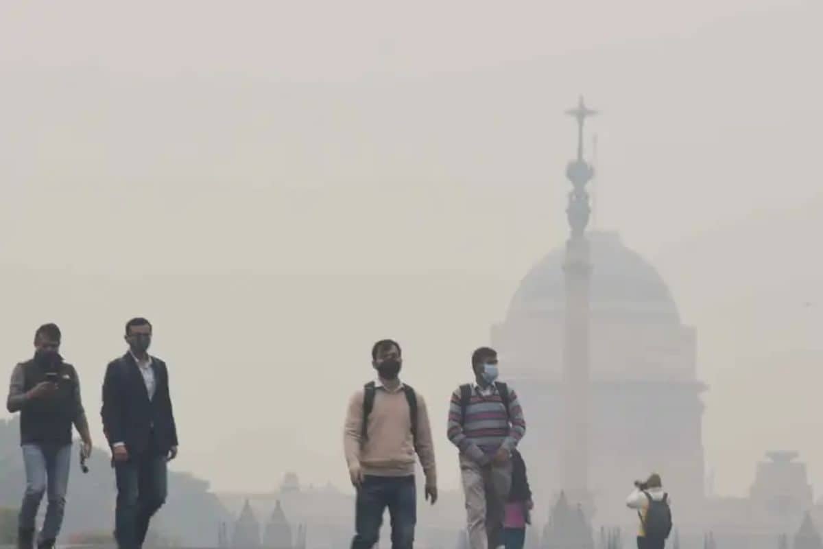Delhi Air Pollution: Thick Layer Of Fog Engulfs National Capital As AQI Drops To ‘Poor’ Category