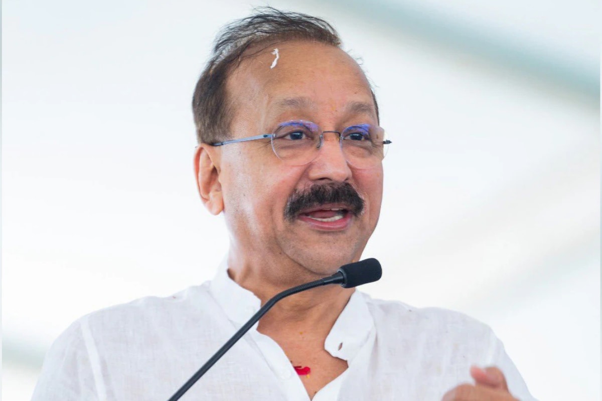 3 People & 3 Rounds Of Bullets: Here’s What Happened Before Baba Siddique Was Shot Dead