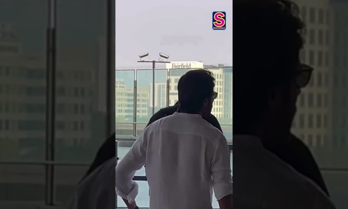 Handsome Hunk Kartik Aaryan Snapped At The Airport | Bhool Bhulaiya 3 | Bollywood | N18S