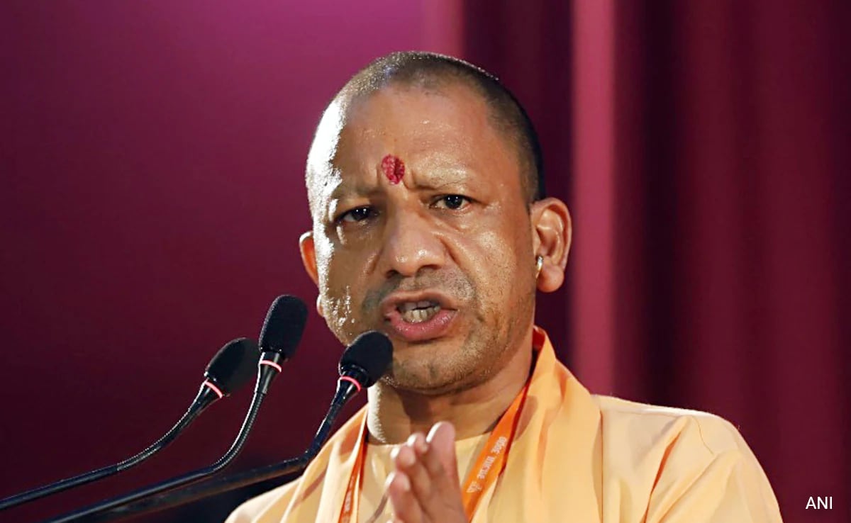 Threat Message Asks Yogi Adityanath To Resign, Adds ‘Baba Siddique’ Warning