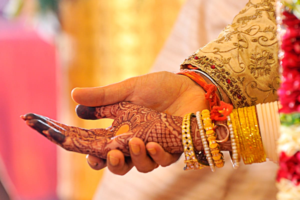 Groom’s Father Halts Wedding After Seeing Bride’s Obscene Video; Girl Narrates Shocking Ordeal