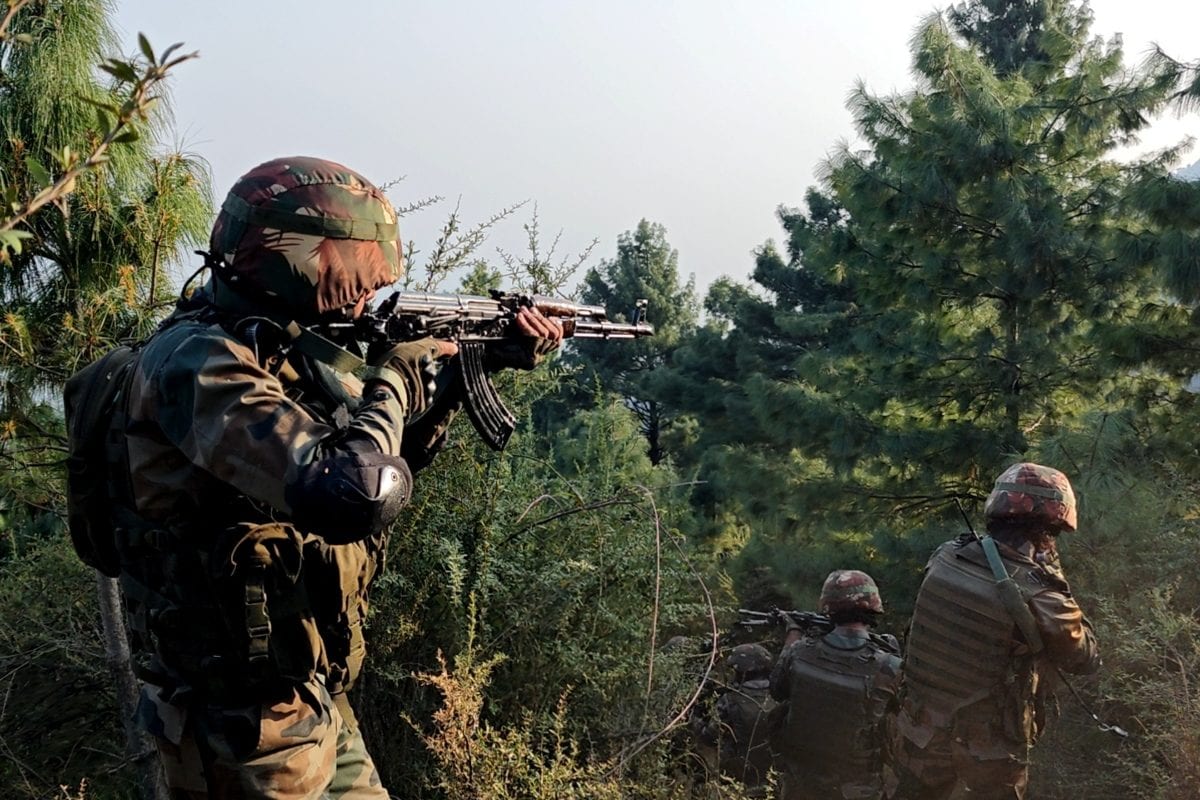 J&K: Heavy Gunfight Breaks Out Between Security Forces And Terrorists In Srinagar’s Forest Area