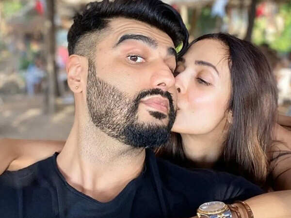 Malaika Reveals Her Relationship Status After Breakup With Arjun Kapoor