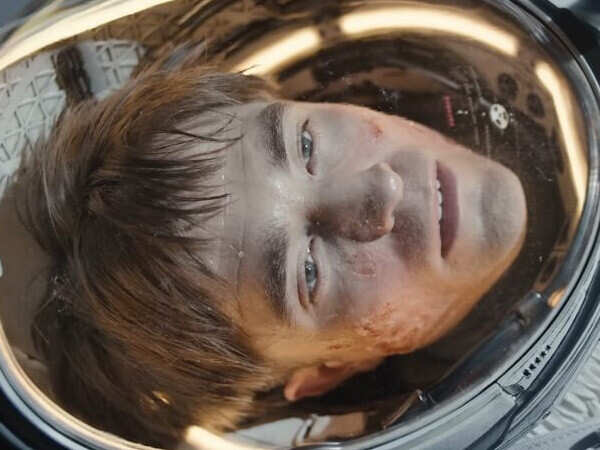 Bong Joon Hos Mickey 17 starring Robert Pattinson gets a new release date