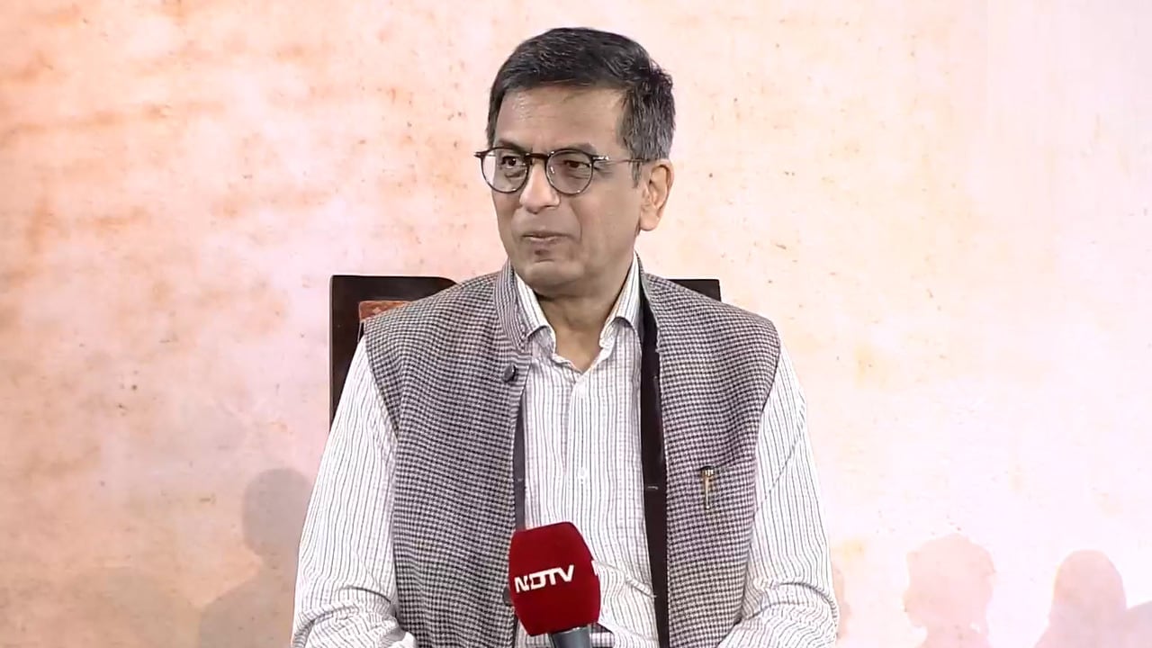 Should Judges Join Politics? What Ex Chief Justice DY Chandrachud Said