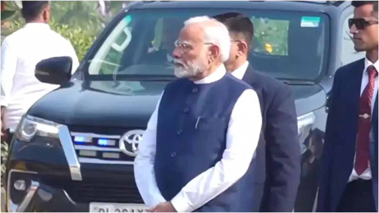 Congress badly exposed due to unreal promises, be vigilant against party’s culture of fake pledges: PM Modi