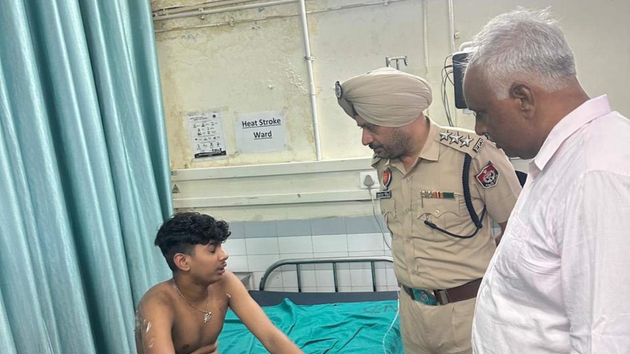 4 injured in firecrackers explosion in Amritsar-Howrah mail