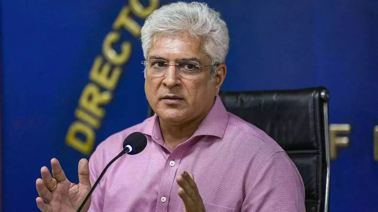 Kailash Gahlot resigns: BJP calls it bold step; AAP claims conspiracy