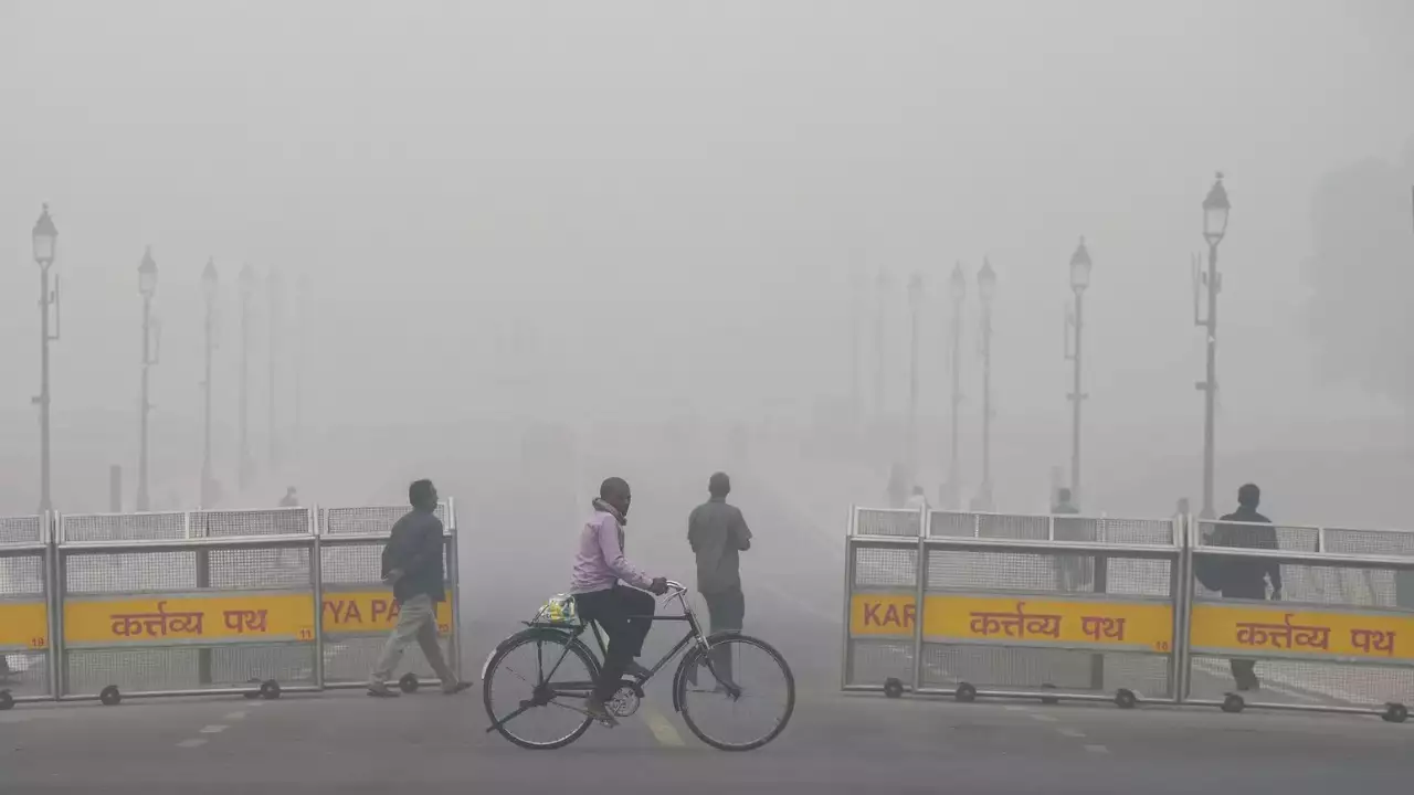 Delhi’s 2nd-worst air day on record, SC says Grap-4 to go on till further orders