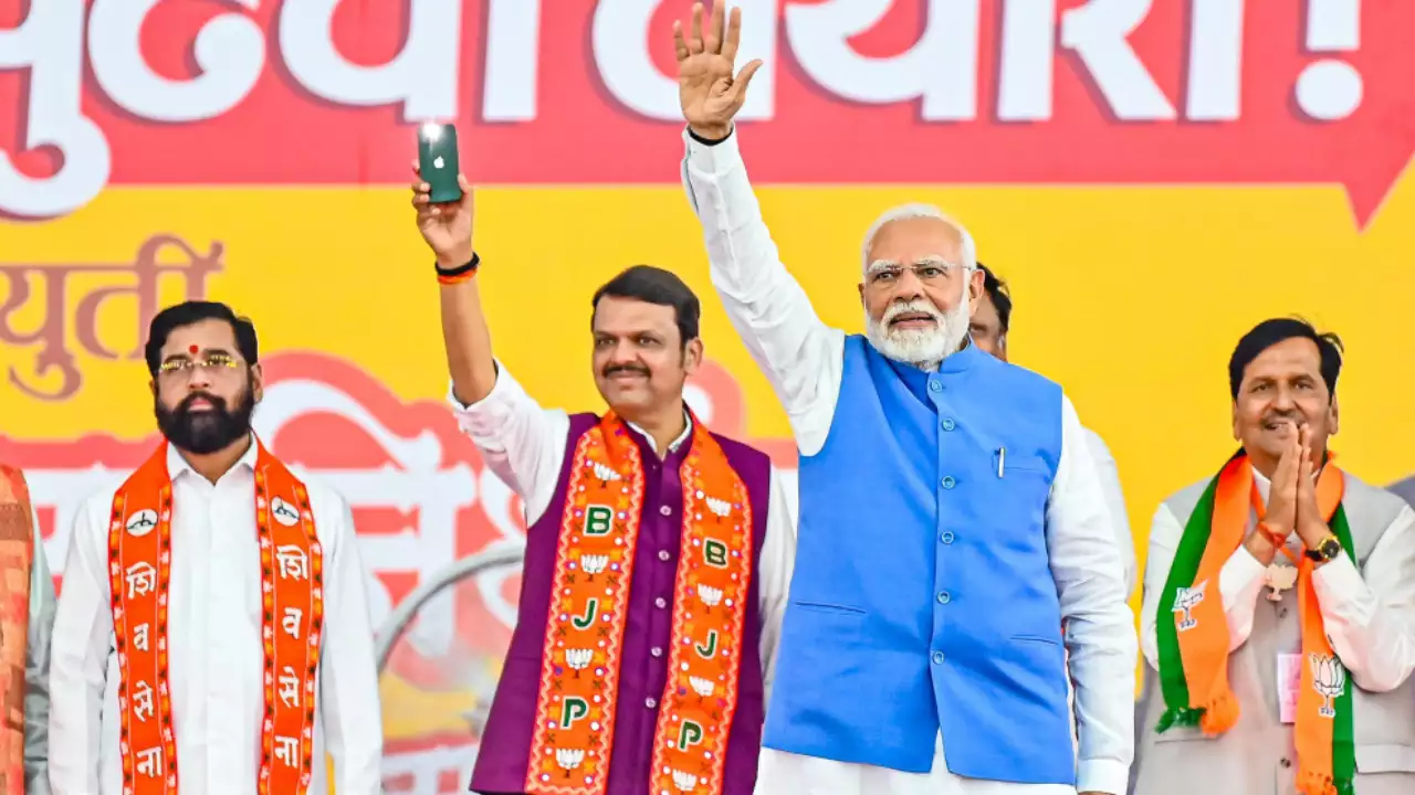 Maharashtra polls: Momentum builds in BJP to make Devendra Fadnavis CM
