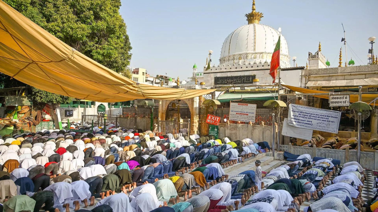 Petition claims temple beneath Ajmer Sharif; court notice to govt, ASI