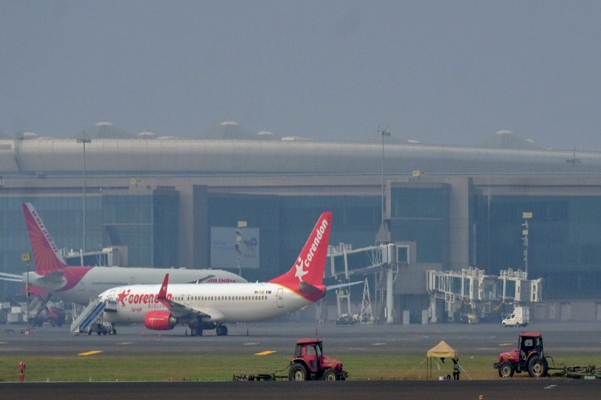 Mumbai Airport Receives Bomb Threat As Caller Informs CISF About Passenger Carrying Explosives