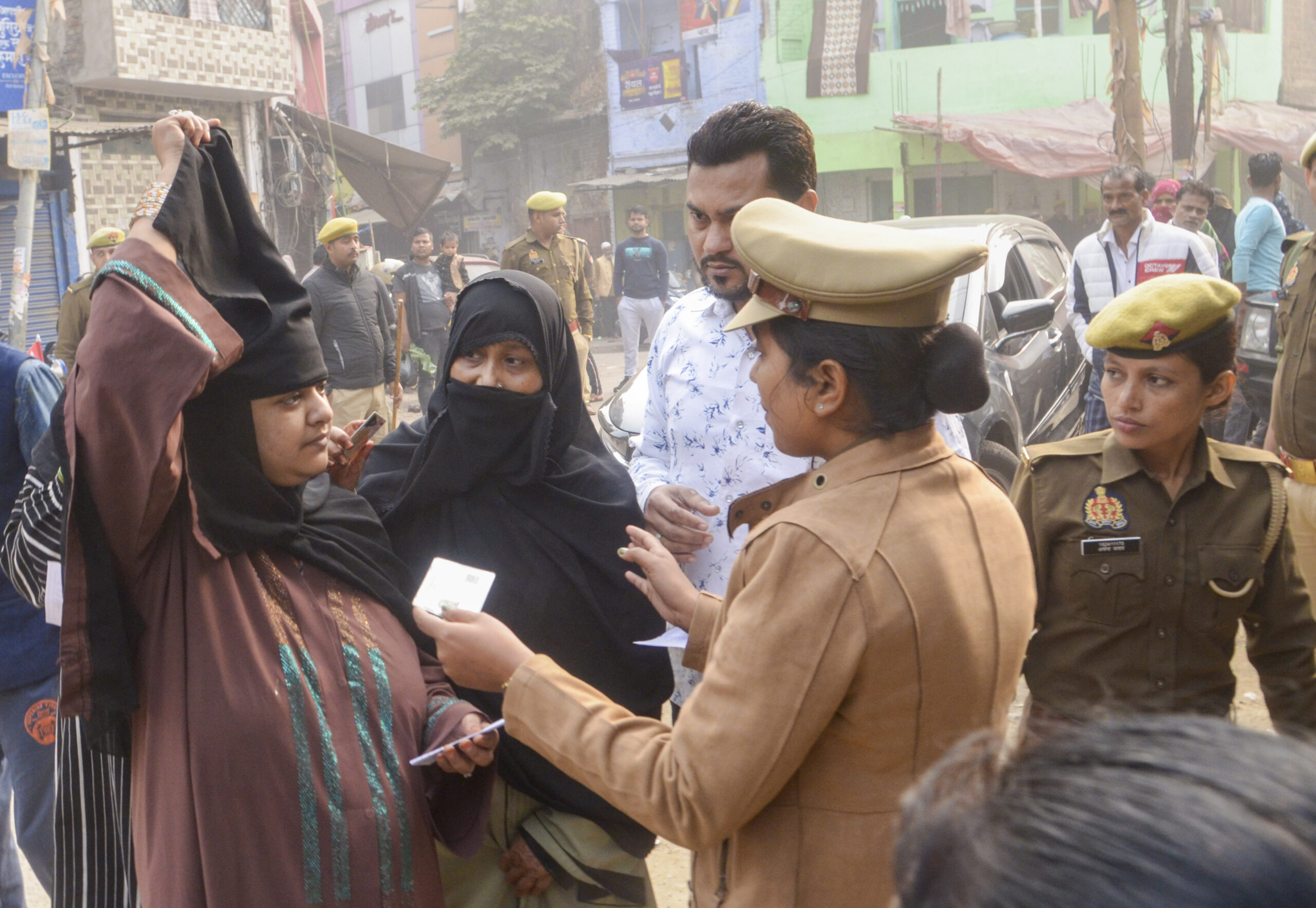 UP Polls: BJP Flags Burqa Voters, Samajwadi Party Says Cops Can’t Check ID