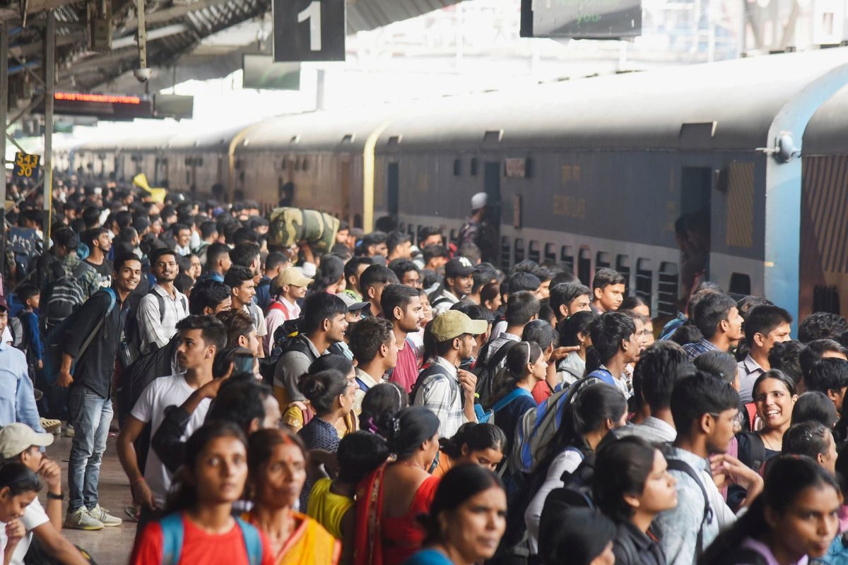 Diwali, Chhath Rush: Railways Served 20 Crore Through 7,724 Special Trains