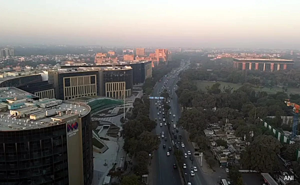 Delhi Curbs Eased From GRAP 4 To GRAP 2: What’s Allowed, What’s Not