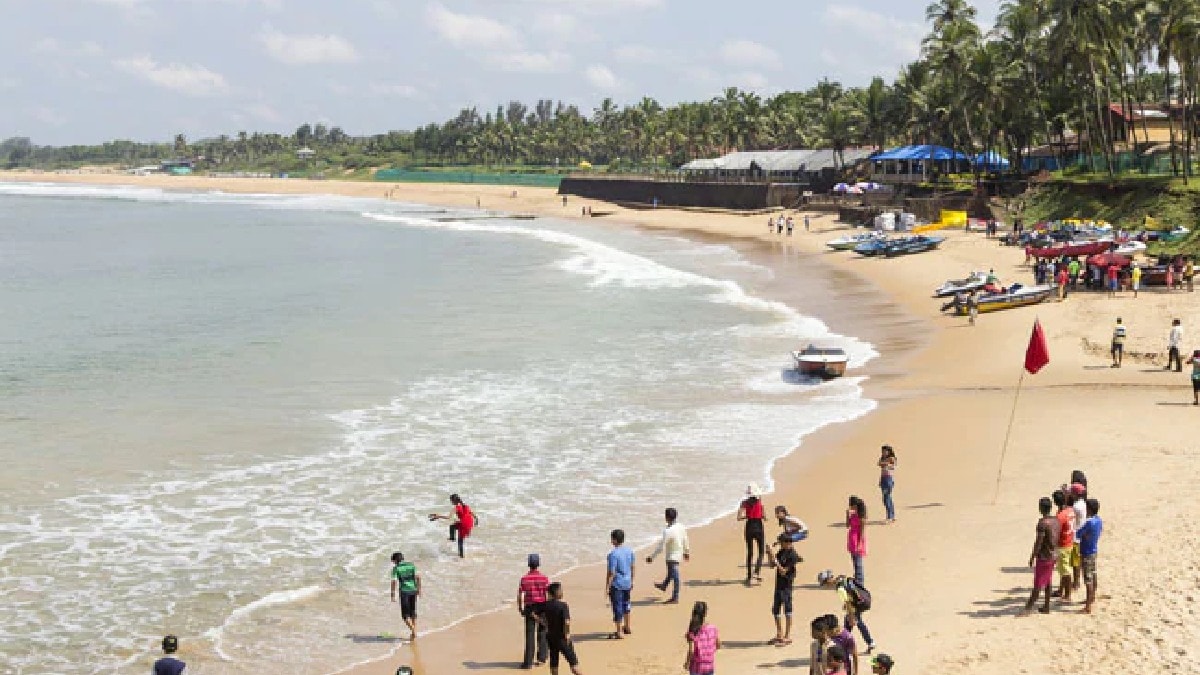 1 Killed, 20 Rescued As Tourist Boat Sinks Off Calangute Beach In Goa