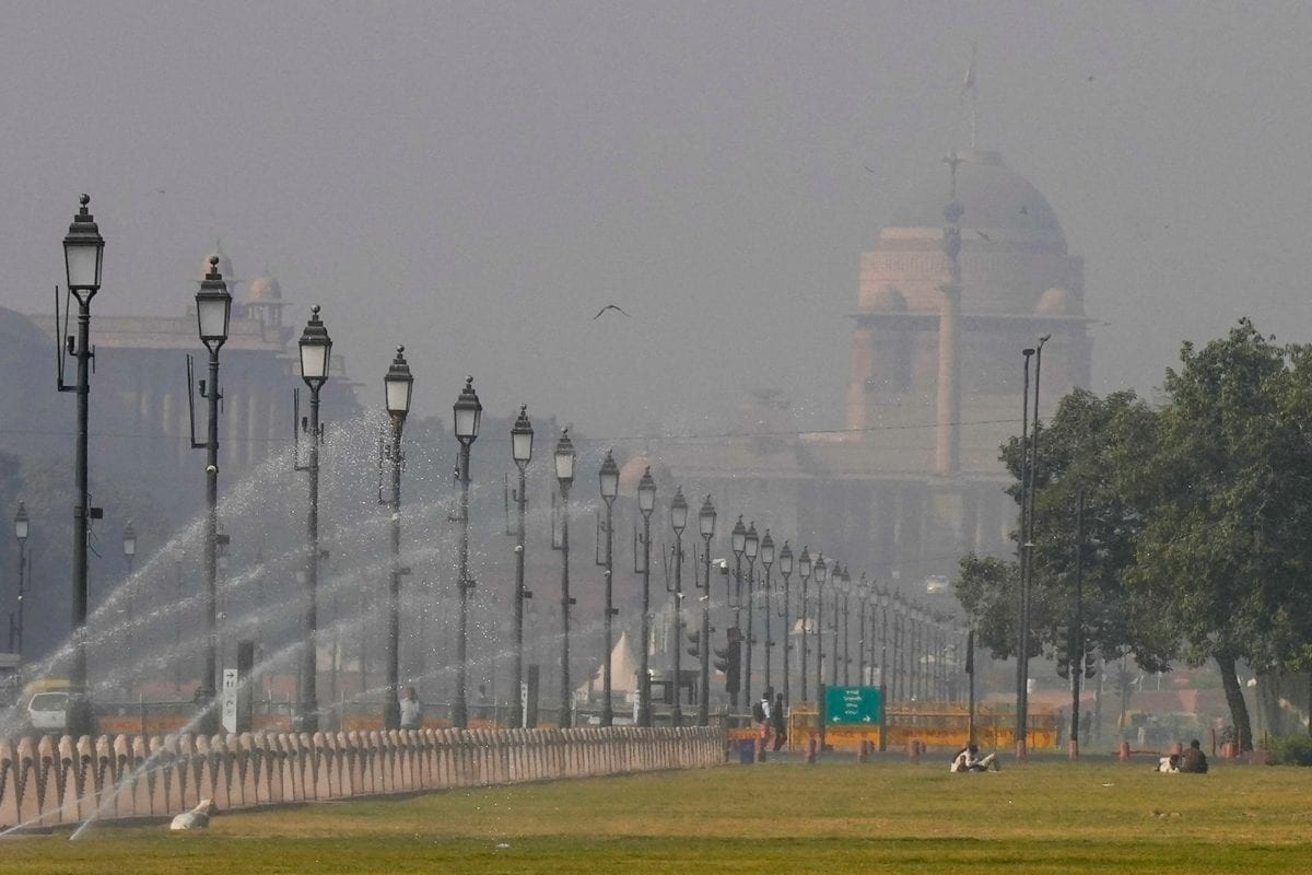 Delhi Wakes Up To ‘Moderate’ Air Quality After Weeks, Sees Clear Sky As Pollution Reduces