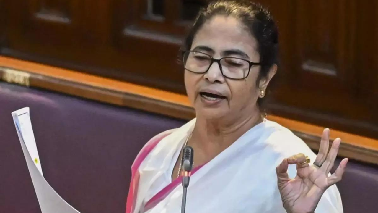 Mamata calls for UN force in Bangladesh, seeks PM Modi’s intervention