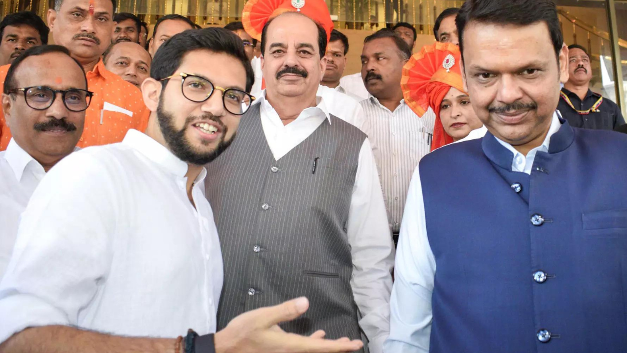 ‘Insulted voters’: Fadnavis on oppn MLAs refusing to take oath