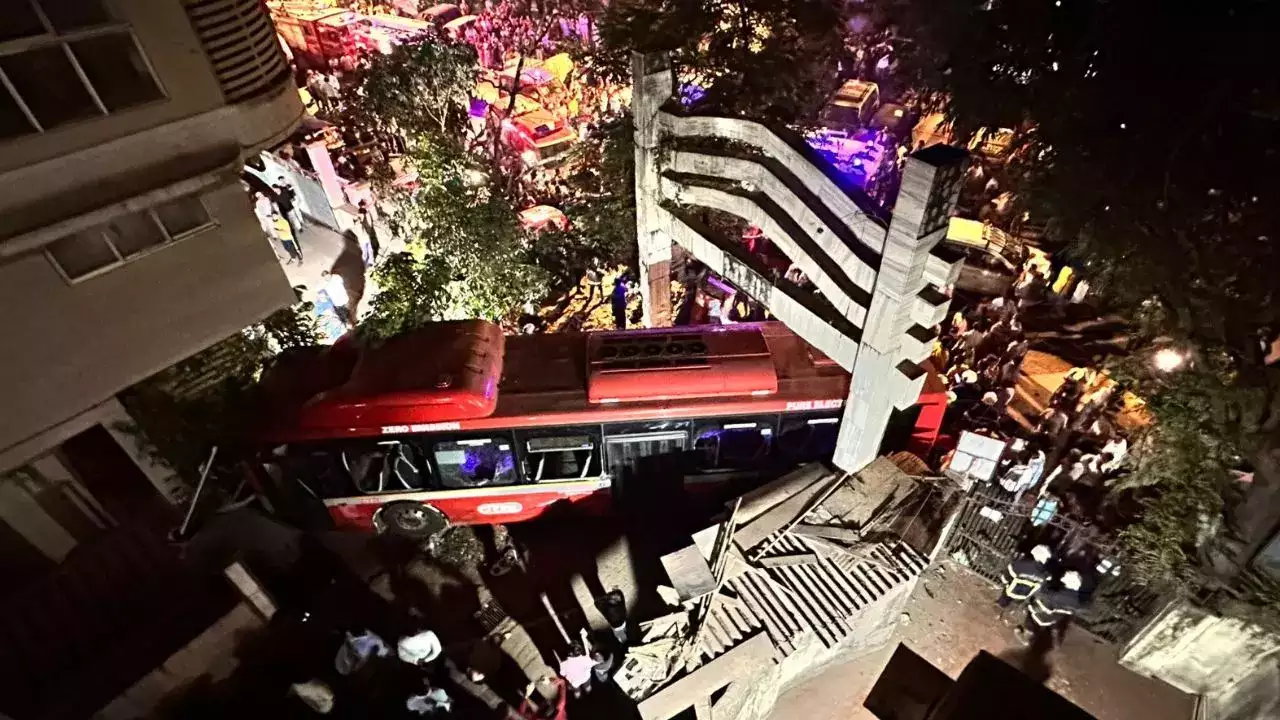 Mumbai bus crash: Accelerated by mistake, claims driver; cops probe if crash intentional