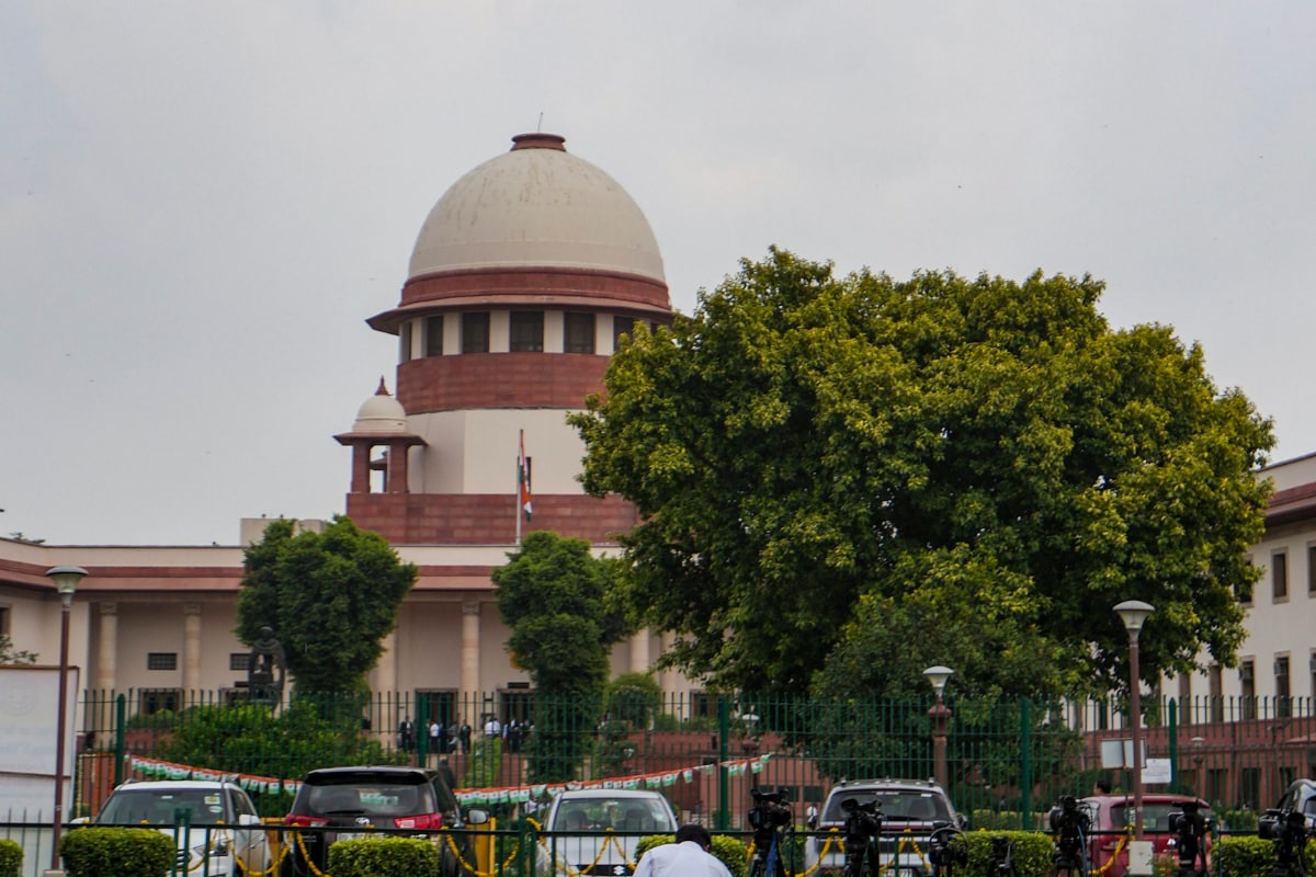 Woman Demands Rs 500 Crore Alimony After Short-Lived Marriage, SC Junks Plea