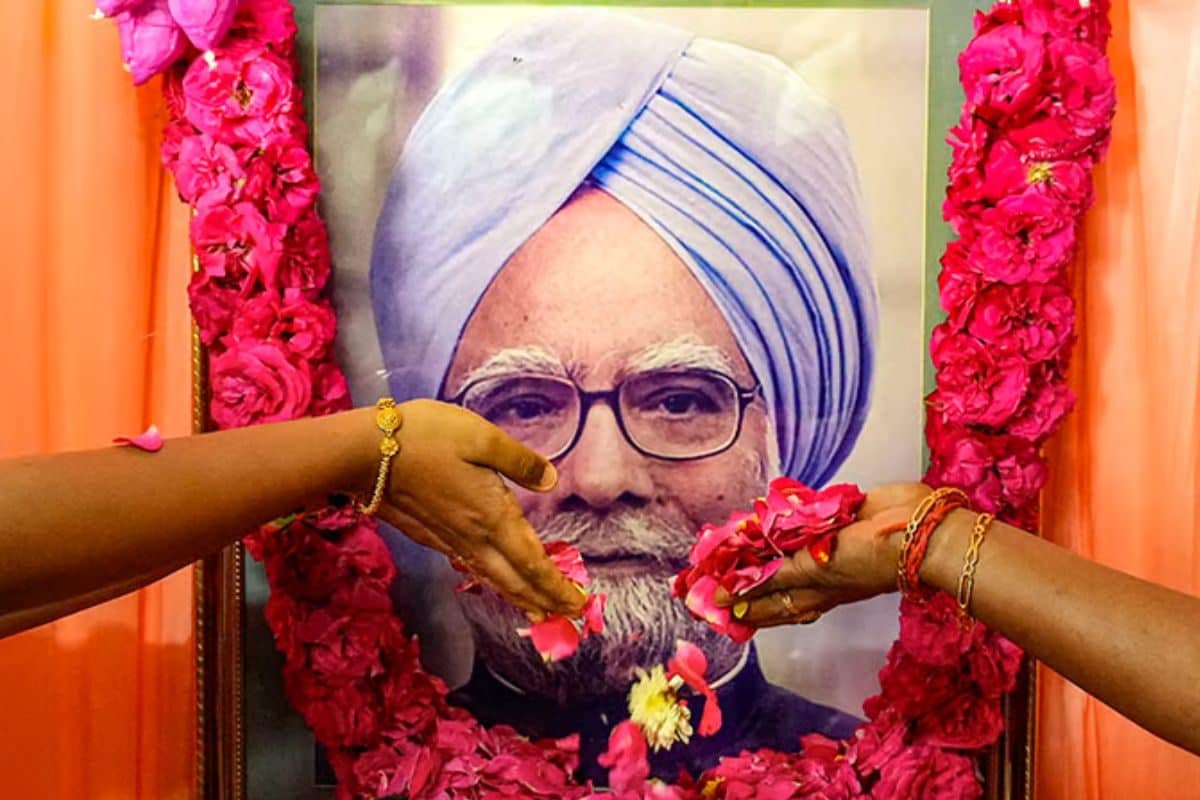 Manmohan Singh Funeral LIVE: Ex-PM’s Mortal Remains To Be Kept At AICC HQ, Final Journey At 9:30 AM