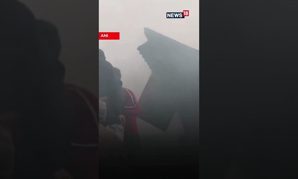 Fire Breaks Out In A Commercial Complex Housing Shops Srinagar | #trendingshorts | N18S