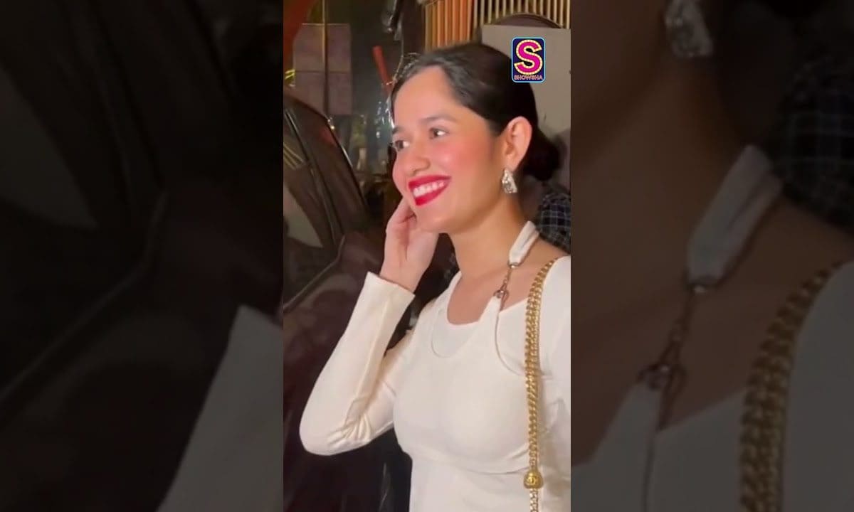 Jannat Zubair Proves That No One Can Go Wrong With A Classic Fit, And Sleek Bun | #Jannat | N18S