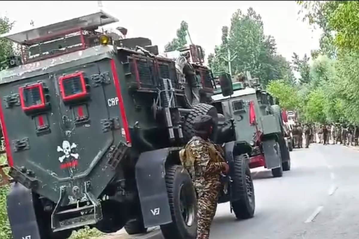 14 Foreign Terrorists Killed, 13 Terror Modules Busted in Jammu Region in 2024: Police 14 Foreign Terrorists Killed, 13 Terror Modules Busted in Jammu Region in 2024: Police