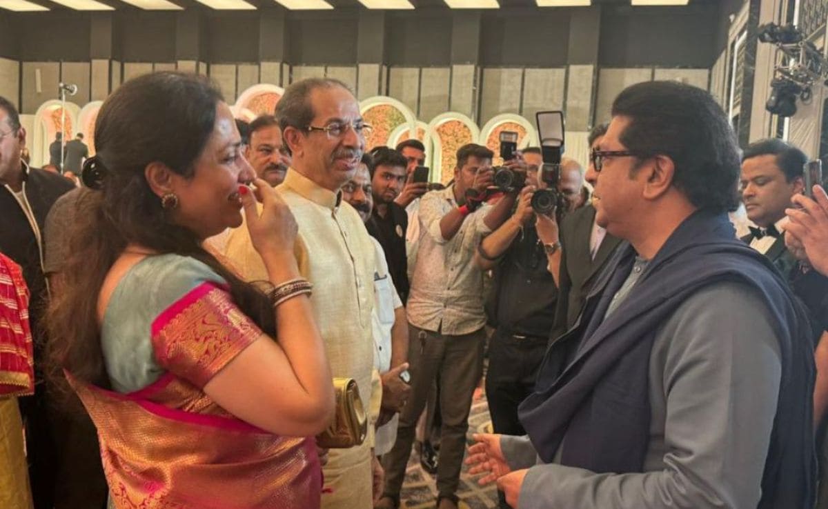 Uddhav Thackeray, Cousin Raj’s Pics At Wedding Event Sparks Reunion Buzz