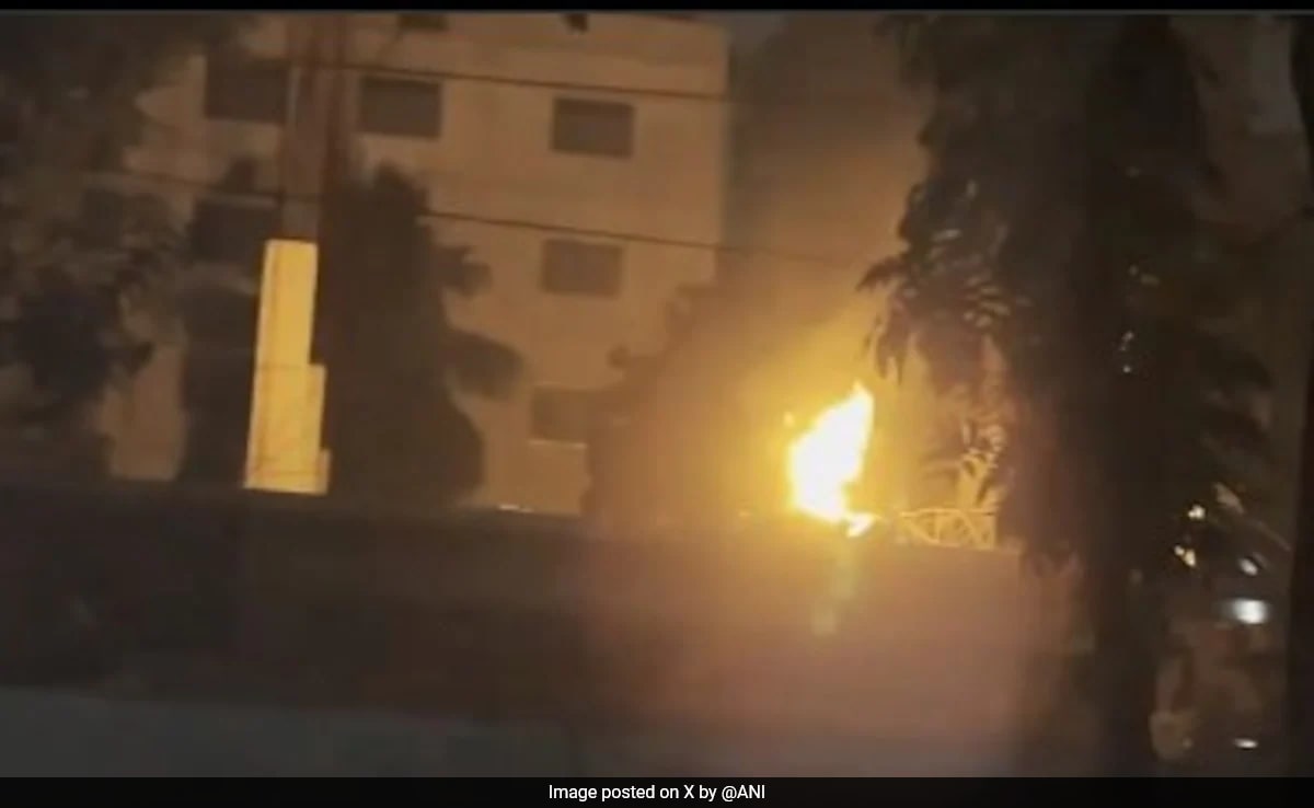 Sheikh Hasina’s Father’s Home Set On Fire By Mob In Dhaka During Her Speech