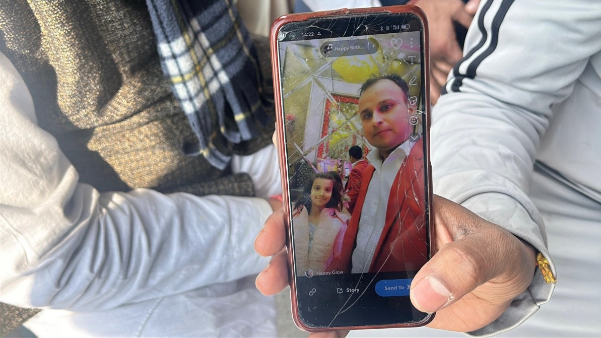 “A Nail Pierced Her Head”: Man Who Lost His Daughter, 7, In Delhi Stampede