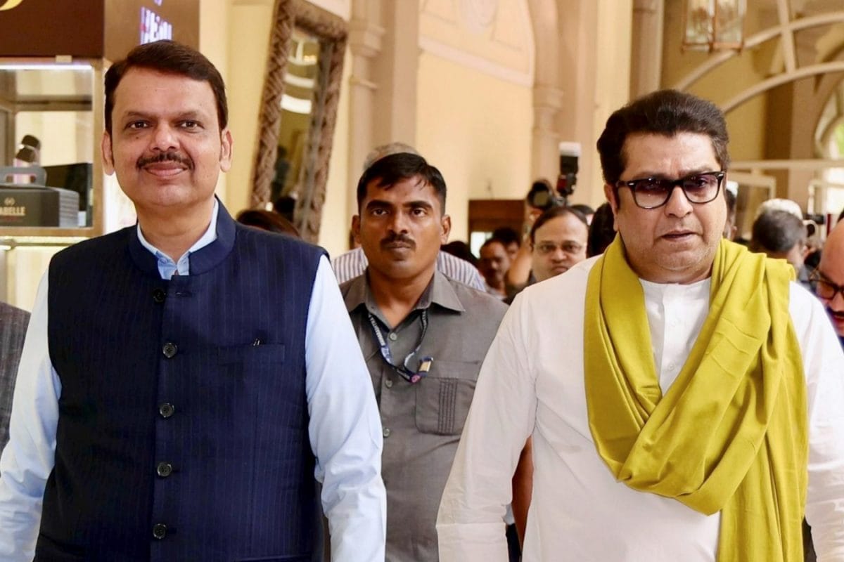 Fadnavis Arrives At Raj Thackeray’s Residence, Holds Meet For First Time Since Taking Over As CM