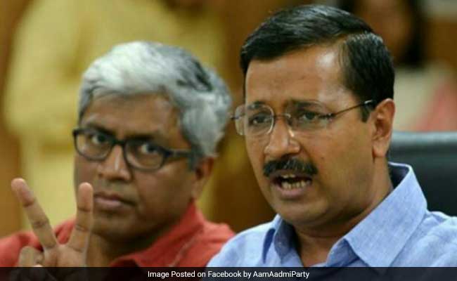 “AAP Was Finished When…”: Ex Leader Ashutosh’s Post After Delhi Drubbing