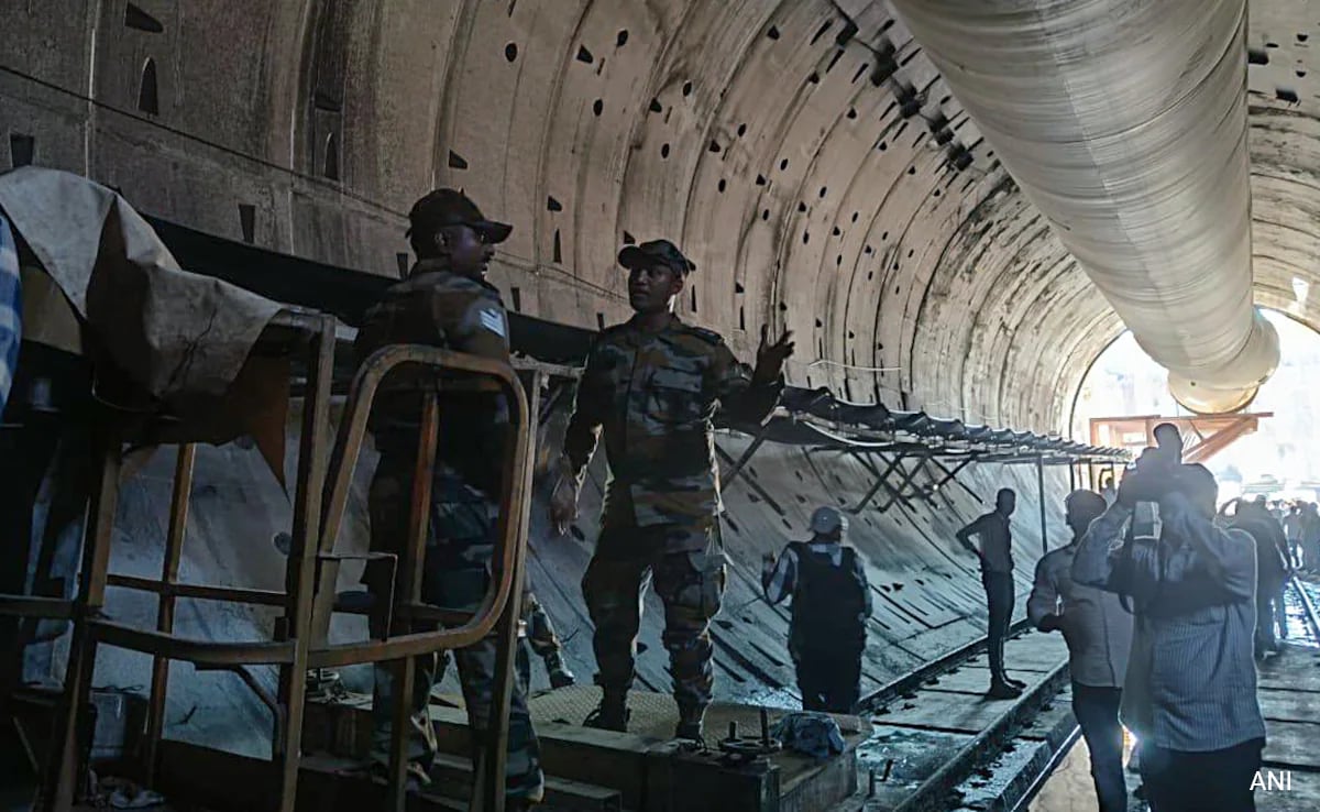 8 Trapped In Telangana Tunnel For 72 Hours, Excavation Halts Due To Slush