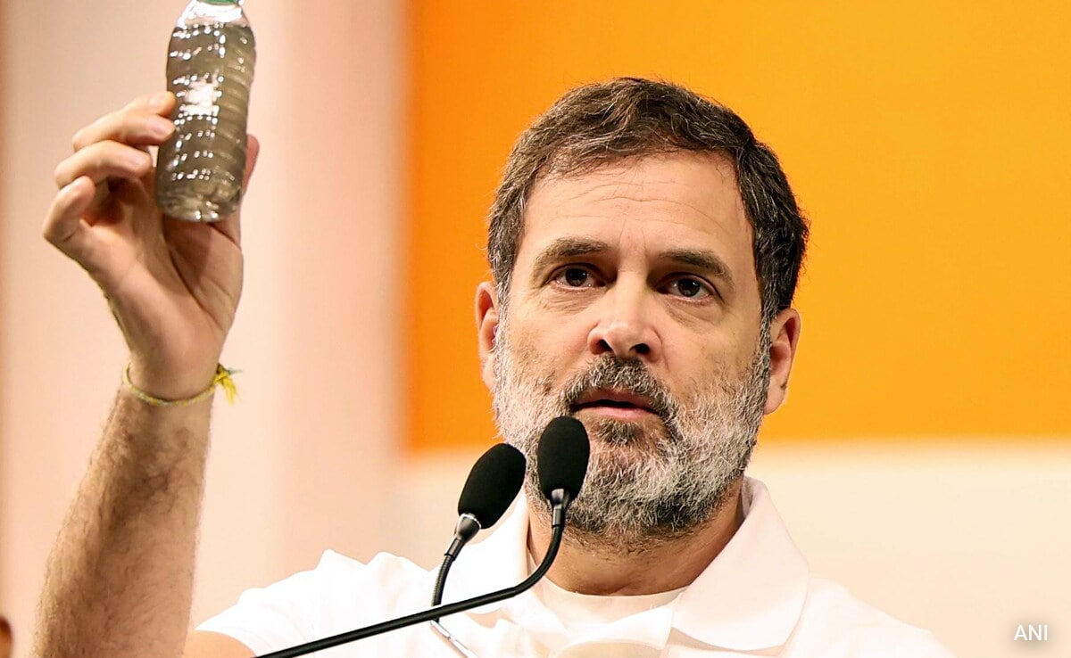 “Drink Yamuna Water, Will Meet You In…”: Rahul Gandhi Jabs Arvind Kejriwal