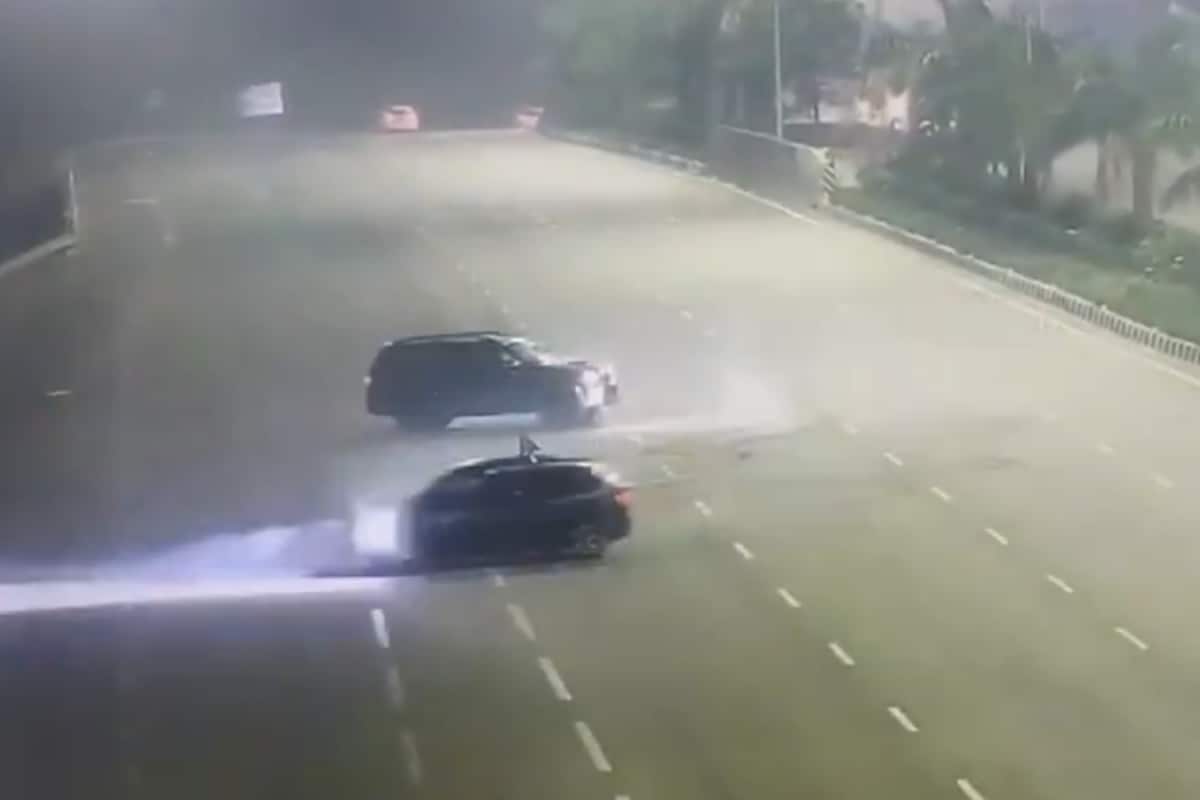Students In Fortuner & BMW Perform Stunts On Hyderabad Road | Viral Video