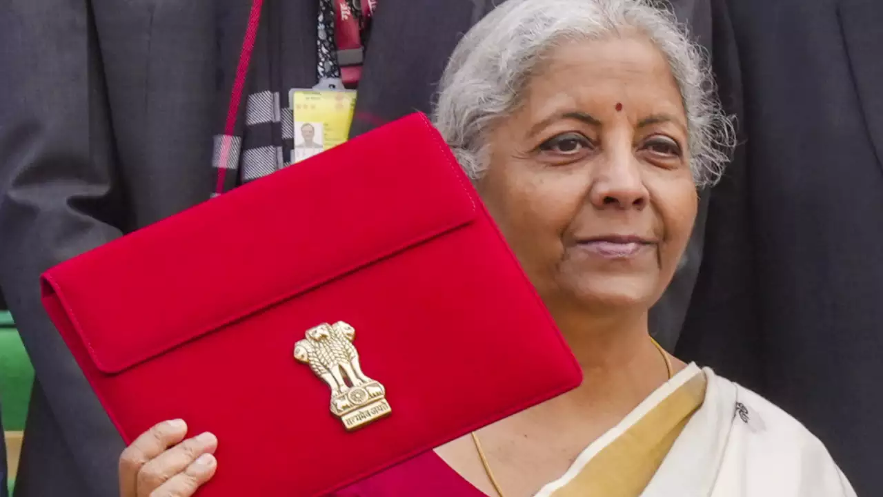 2014 vs now: FM explains how taxpayers’ have more money in their wallets